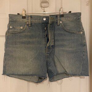 Size 27 Everlane Relaxed 90s Jean Short